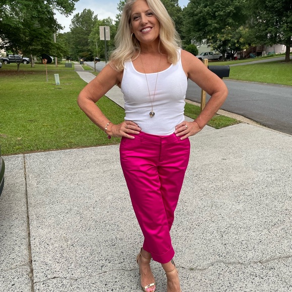 Meet your Posher, Kayla - Picture 3 of 5